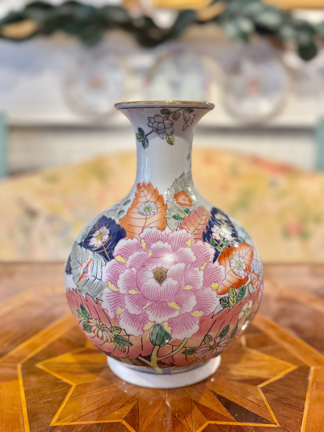 tobacco leaf pottery 3 Things You Should Know About Porcelains Pender & Peony continues its strong popularity today Vintage Tobacco Leaf Vase