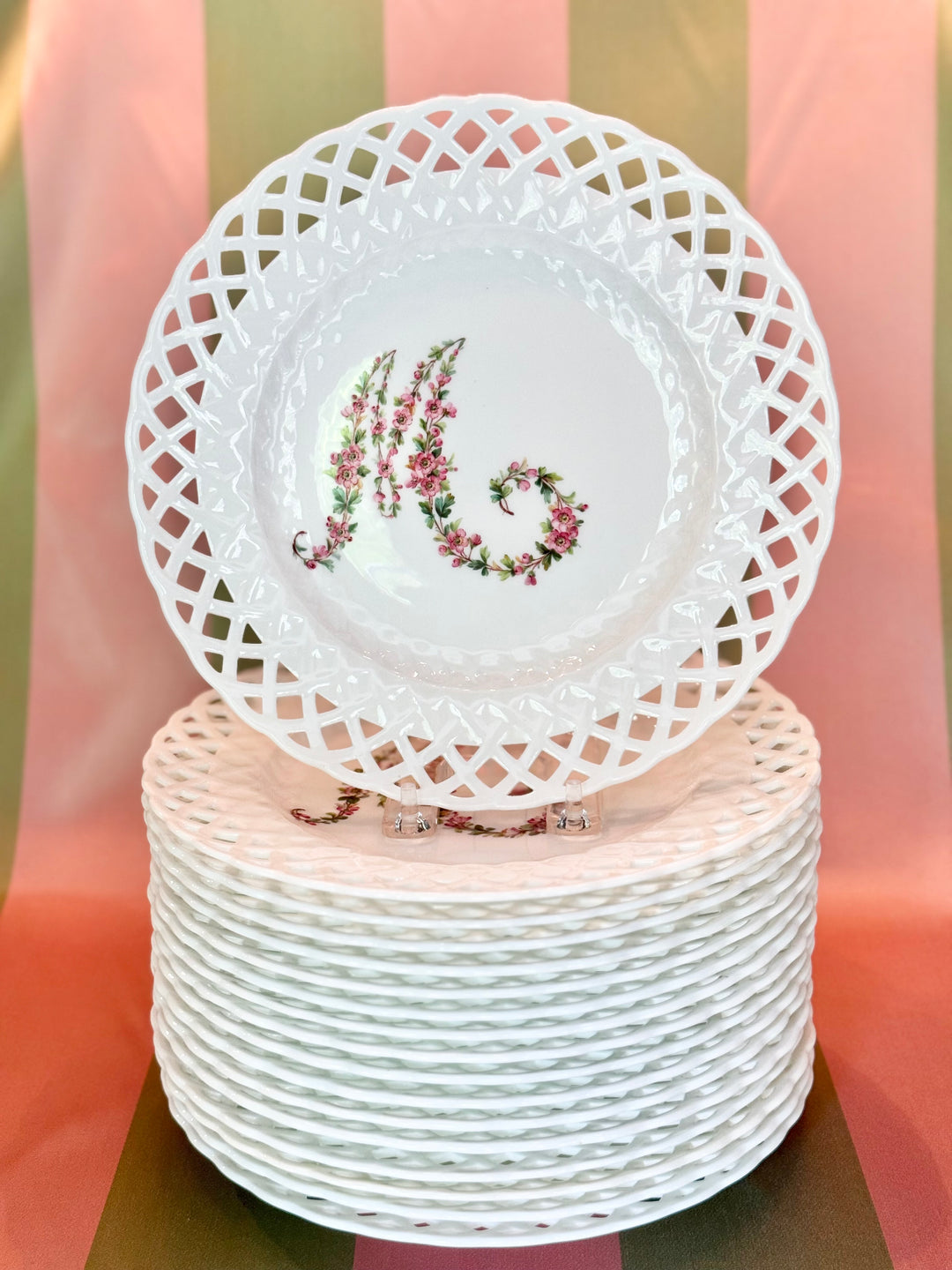 Entertaining – Heritage Home Furnishings